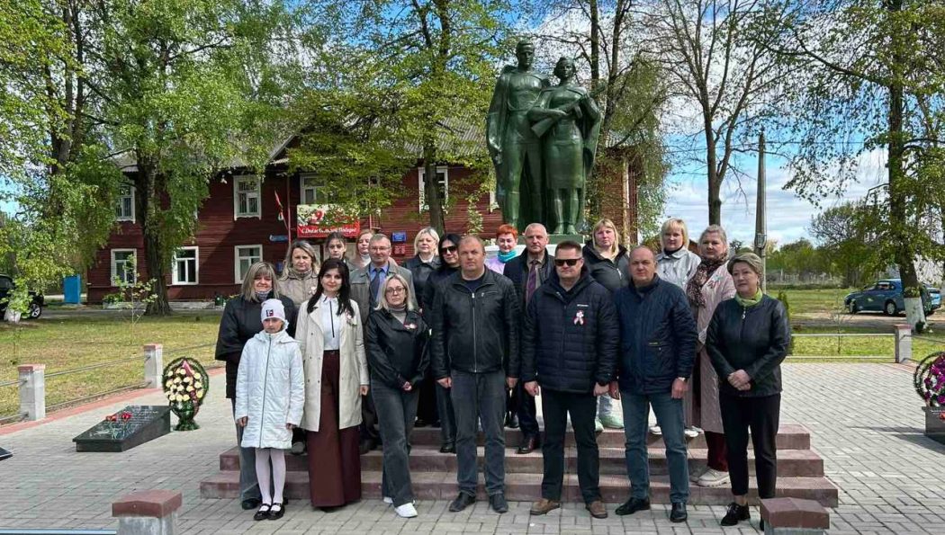 Патриотическая акция «Народное возложение»