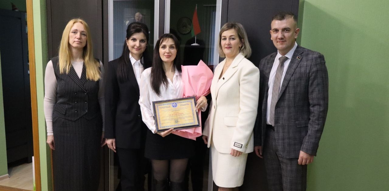 «Світанак» отмечает 30-летие: профсоюз поздравил коллектив